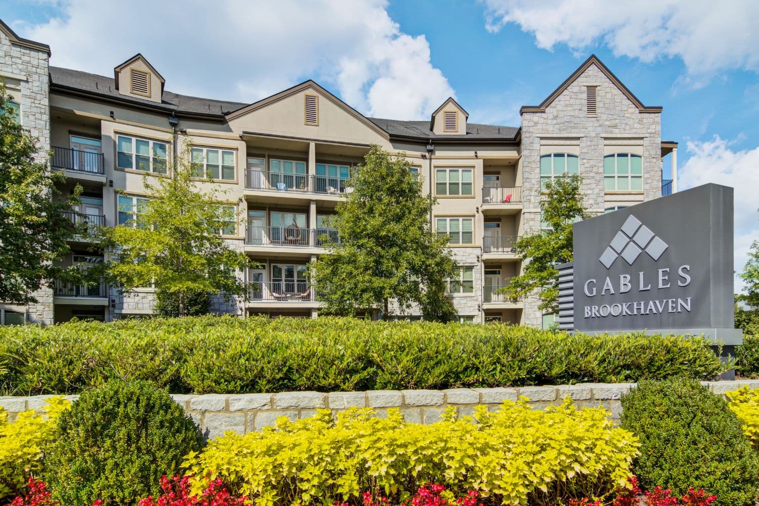 Exterior Gables Brookhaven